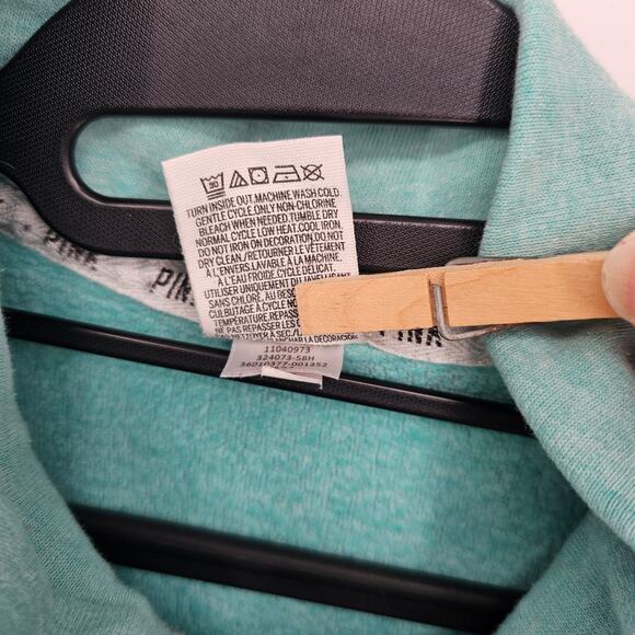 PINK Victoria’s Secret Aqua Dog Embroidered Half Zip Pullover Sweatshirt Size XS - Picture 5 of 7